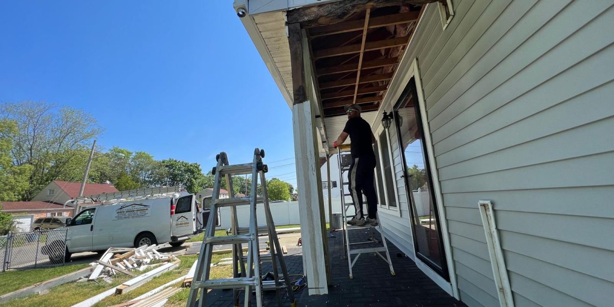 porch building by Eled Decking