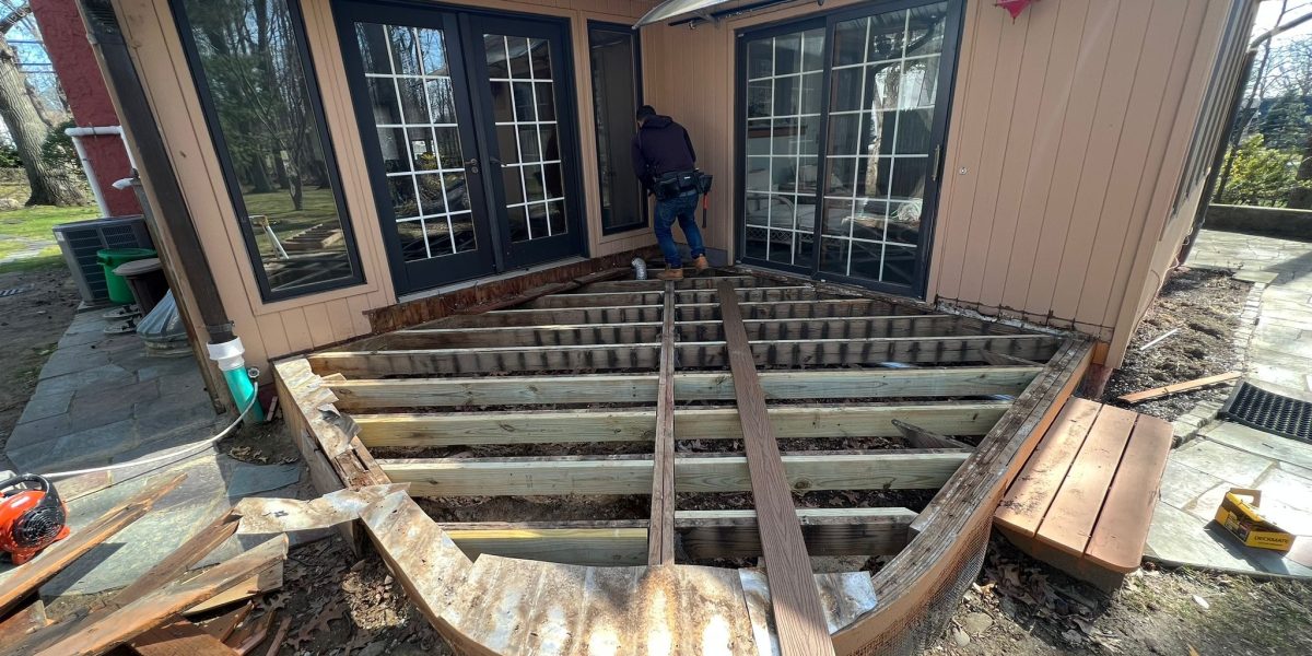 Seasonal deck maintenance service by Eled Decking in Long Island backyard